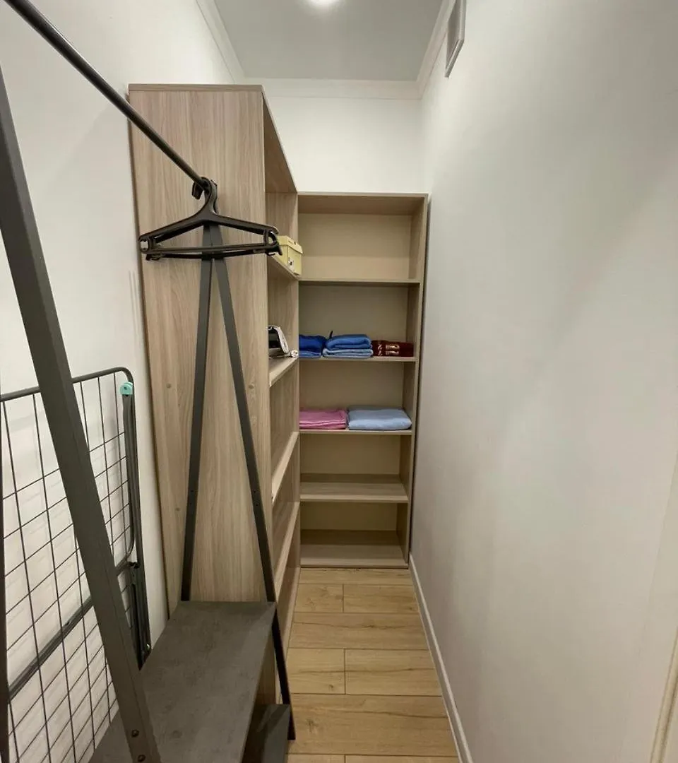 Mereyhouse Алматы 0*,